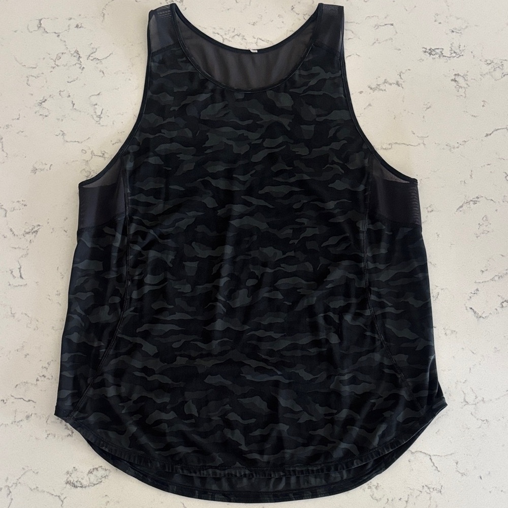 Lululemon Sculpt Tank II - Deep Coal Black Sequoia Camo Print
